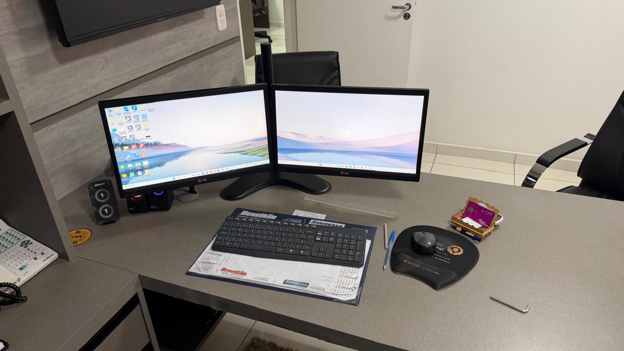 Computador desktop para estudos montado pela Perondi Tech